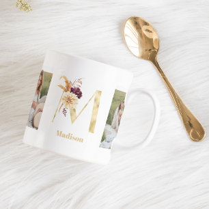 Moderne goldene Blumeninitiale M Zweifoto-Monogr Kaffeetasse