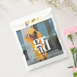 Moderne Graduierungspartei favorisiert Tasche Geschenktütchen