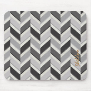 Moderne graue Chevron geometrische Muster-Monogram Mousepad