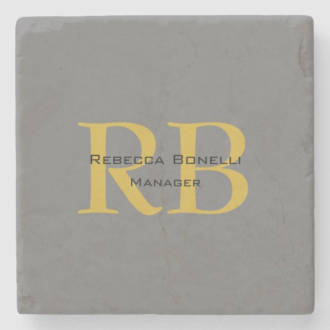 Moderne graue goldfarbene Monogram-Namenseingaben Steinuntersetzer (Vorderseite)