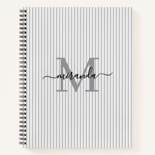 Moderne graue und weiße Streifen mit Monogramm-Nam Notizbuch