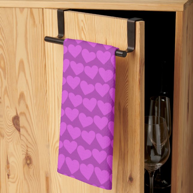Moderne Groovy Purpl Herz-Muster Valentine Niedlic Geschirrtuch (Drittel gefaltet)