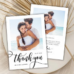 Moderne große Whimsical Script 2 Foto Hochzeit Dankeskarte<br><div class="desc">Modern Whimsical Boho Kalligraphie Script 2 Foto Hochzeit Dankeschön Karte. Chic Stilvolle Hochzeit danke Ihnen Vorlage mit einem vollen vertikalen Foto auf der Vorderseite mit dem Text "Danke" in einer skurrilen Wirblen Hand Schrift Typografie Swash Schwanz Bürste Schriftart Skript in Schwarz-Weiß. Auf der Rückseite vorgefertigte Danksagung und ein Foto. Einfaches...</div>