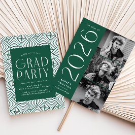 Moderne Grüne 3-Foto-Graduationspartei 2025 Einladung