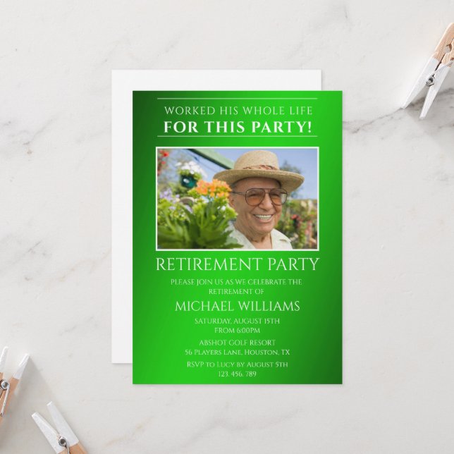 Moderne grüne männliche Foto-Ruhestandsfeier Einladung (Vorderseite/Rückseite Beispiel)