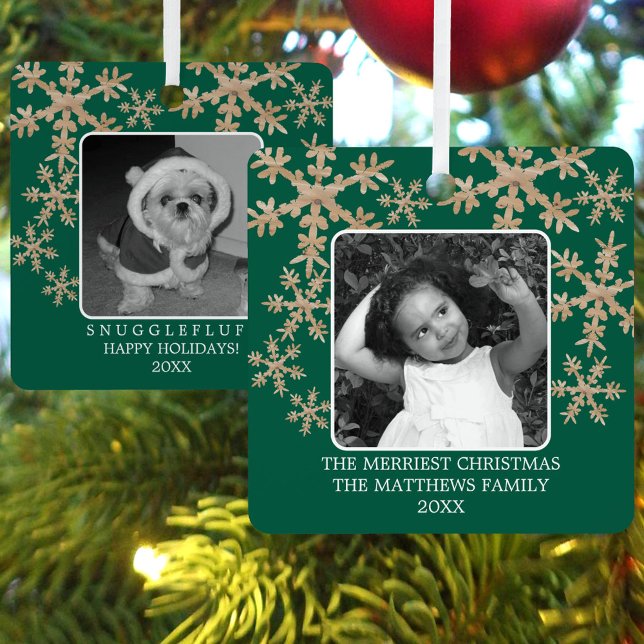 Moderne grüne Rustikale Schneeflocke 2 Foto Niedli Ornament Aus Metall (Create your own 2 photo Christmas ornaments in green with rustic faux wood snowflakes)