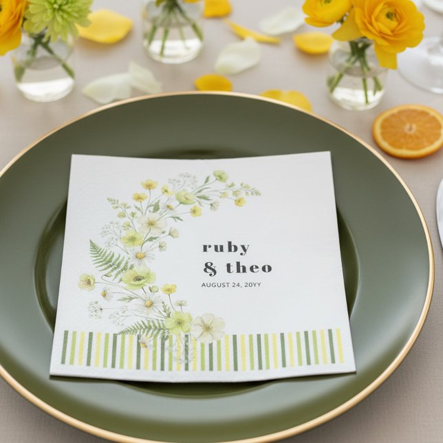 Moderne grüne Wildblumen-Hochzeit mit Zitrusnoten Serviette (Wedding dinner napkin from the citrus green wildflower wedding collection by darling & may)