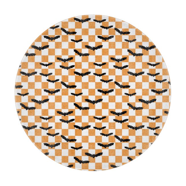 Moderne Halloween Spookobas Orange Checkerboard Schneidebrett (Vorderseite)