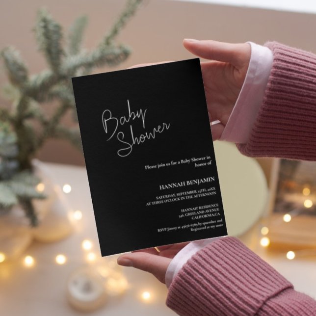 Moderne handgeschriebene schwarz-weiße Babydusche Einladung (Von Creator hochgeladen)