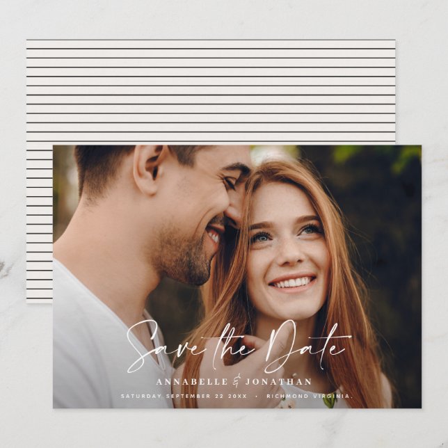 Moderne handgeschriebene Typografie Hochzeit 1 Fot Save The Date (Vorne/Hinten)