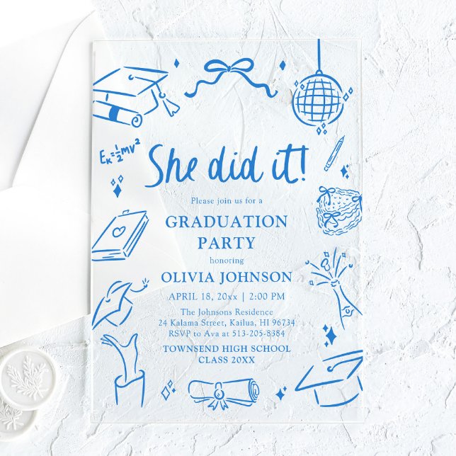 Moderne handgezeichnete Sie hats geschafft Blaue A Acryleinladungen (Modern Hand Drawn She did it Blue Graduation Party Acrylic Invitations)