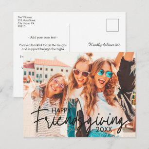 Moderne Happy Friendsgiving anpassbare Foto Feiertagspostkarte