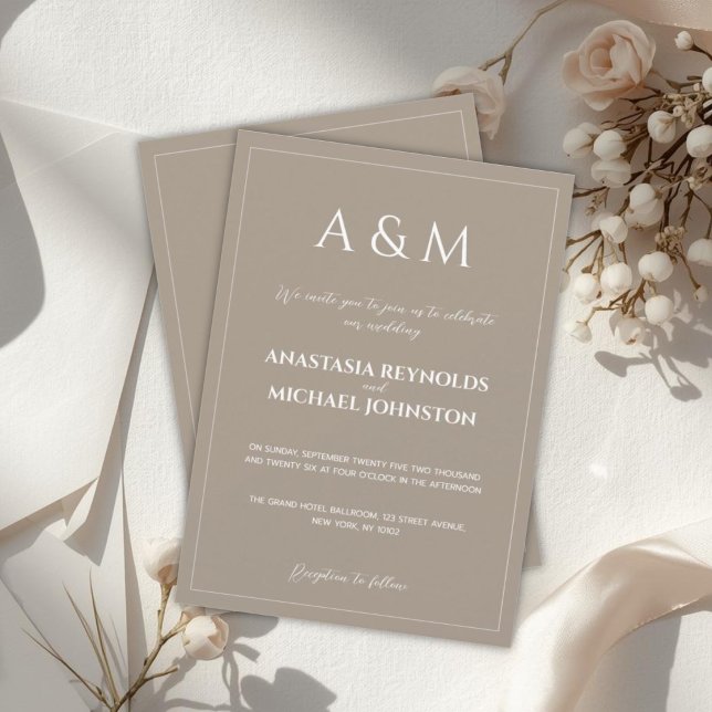 Moderne hellbraune minimalistische Hochzeit Einladung (Von Creator hochgeladen)