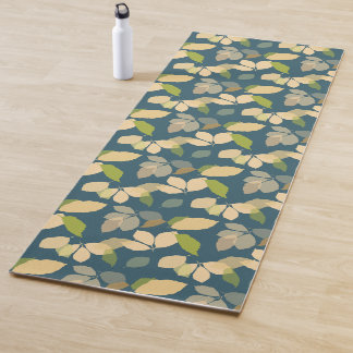 Moderne Herbstblätter mit Türkis Hintergrund Yogamatte