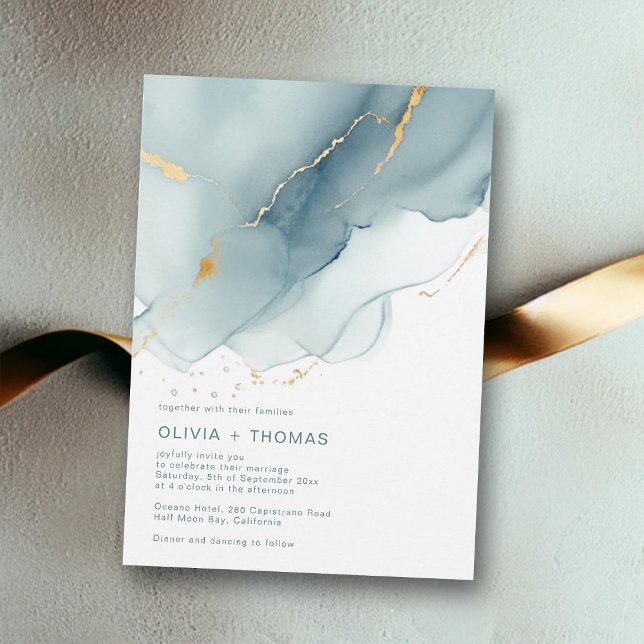 Moderne Hochzeit des Aquamarinen Ozeans in dunkelb Einladung (dusty blue teal beach wedding invitation gold ocean waves modern romantic elegant bohemian boho chic)