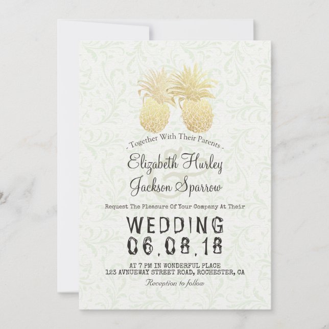 Moderne Hochzeit Elegantes Gold Foil Ananas Paar Einladung (Vorderseite)