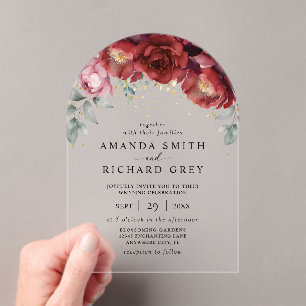 Moderne Hochzeit von Boho Burgund Rot und Gold Flo Acryleinladungen