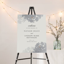 Moderne Hochzeitsfeier mit Blumenwasser