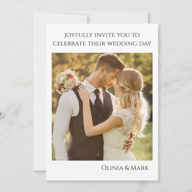 Moderne Hochzeitsfeier mit individueller Note Einladung (Vorderseite)