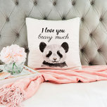 Moderne ich Liebe, dass Sie viel schwarz und weiß  Kissen<br><div class="desc">Unsere Kollektion umfasst eine Vielzahl von Produkten, die für herzliche und nachdenkliche Geschenke. Von gemütlichen Kissen bis hin zu stilvollen Totentaschen, können Sie die Liebe mit diesen herrlichen Pandas überall verteilen. Das minimalistische Design verleiht Ihrem Accessoire eine Touch von Eleganz und vermittelt gleichzeitig eine süße Botschaft. Egal ob Sie Ihren...</div>