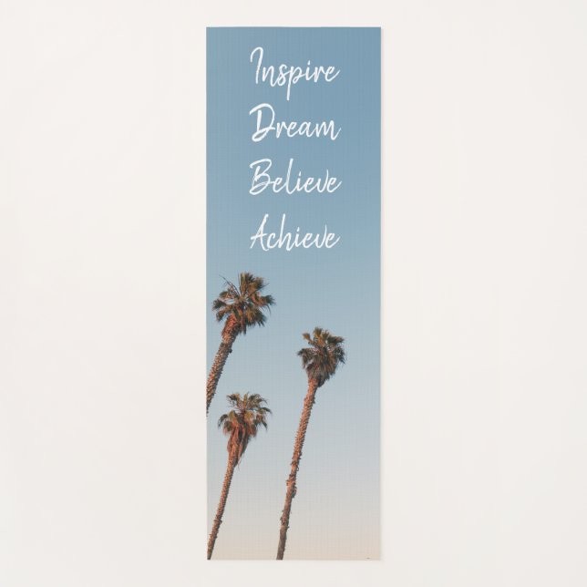 Moderne Inspiration Mantra Blue Sky Palm Tree Yogamatte (Vorderseite)