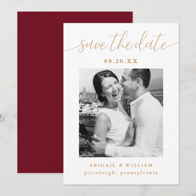 Moderne Kalligrafie Burgundy Red Foto Wedding Save The Date (Vorne/Hinten)
