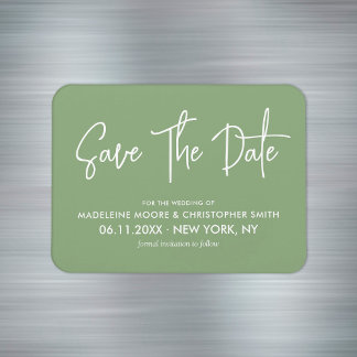 Moderne Kalligrafie Sage Green Save-the-Date-Karte Magnet