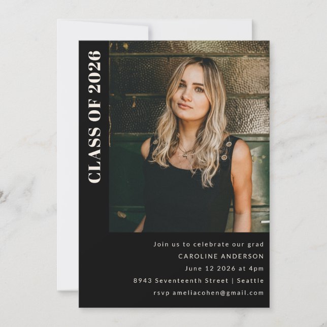Moderne Klasse 2023 Black Foto Graduation Party Einladung (Vorderseite)