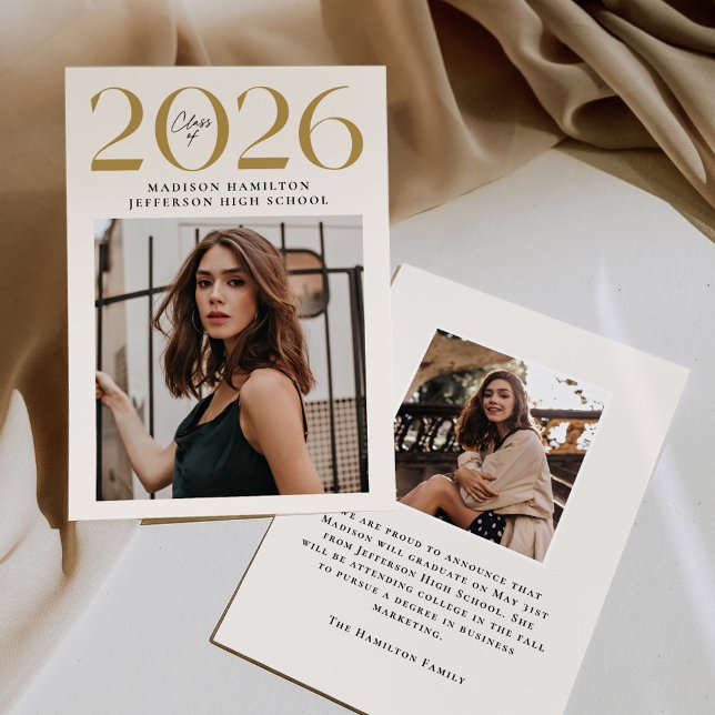 Moderne Klasse 2025 Gold 2 Foto Abschluss Ankündigung (Von Creator hochgeladen)