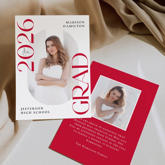 Moderne Klasse des Red Grad 2 Foto Abschluss 2025 Ankündigung (Von Creator hochgeladen)