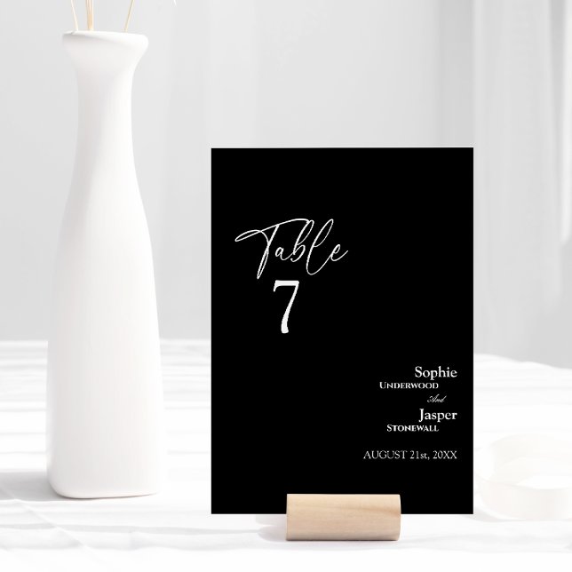 Moderne klassische Black Wedding Tischnummer Card (Von Creator hochgeladen)