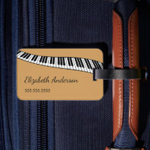 Moderne Klavier-Tastatur auf dem Gold,