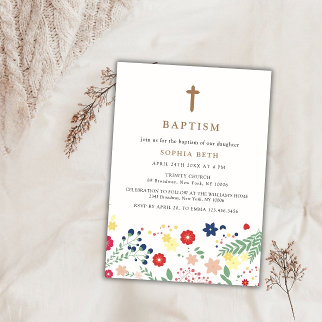 Moderne kleine Wildblume Muster Kreuztaufe Einladung (Modern Little Wildflower Pattern Cross Baptism Invitation)
