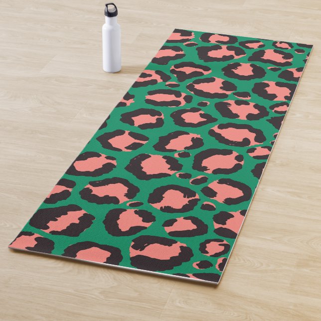 Moderne Korallenrosa Schwarzer Grüner Leopard Tier Yogamatte (Beispiel)