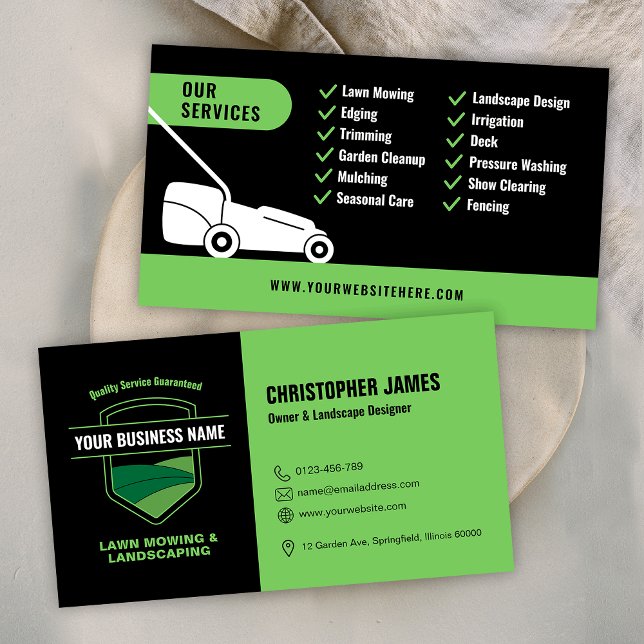 Moderne Landschaftsgestaltung Rasenmähen Schwarz & Visitenkarte (Modern Landscaping Lawn Mowing Black & Green Business Card)
