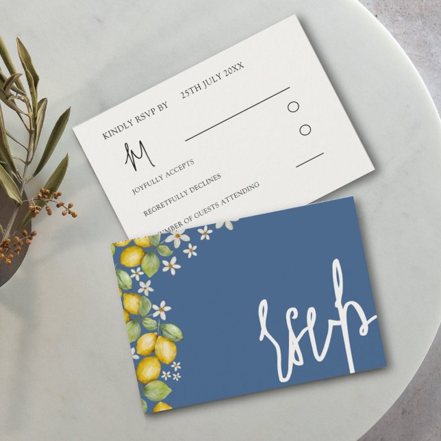 Moderne Lemons Blue & Yellow Wedding RSVP Karte (Von Creator hochgeladen)