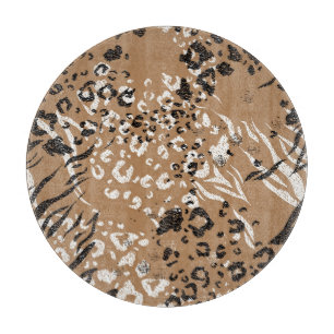 Moderne Leoparden: wilde Natur. Schneidebrett