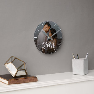 Moderne Liebe Benutzerdefiniertes Hochzeitsfoto Pa Runde Wanduhr
