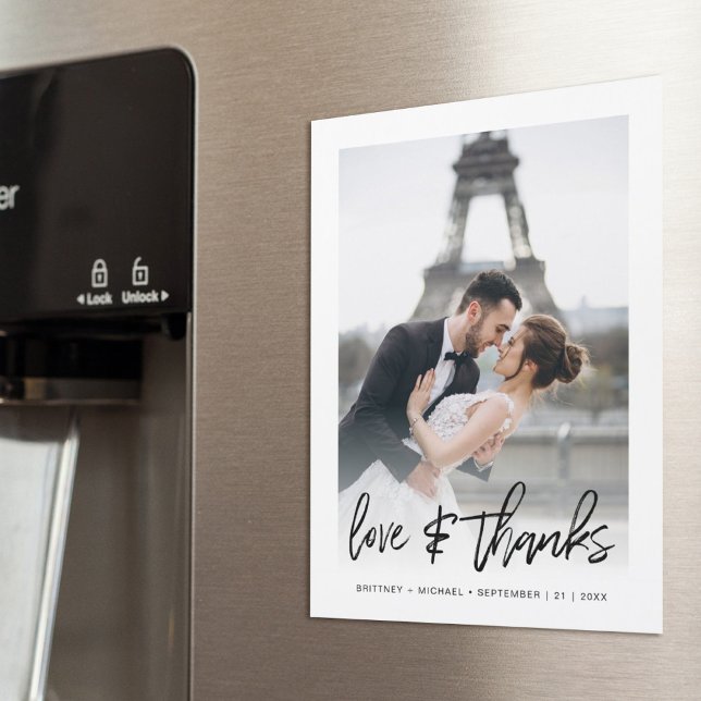 Moderne Liebe und danke Foto Vielen Dank Magnetkarte (Show your appreciation to your loved ones with an awesome photo thank-you card!)