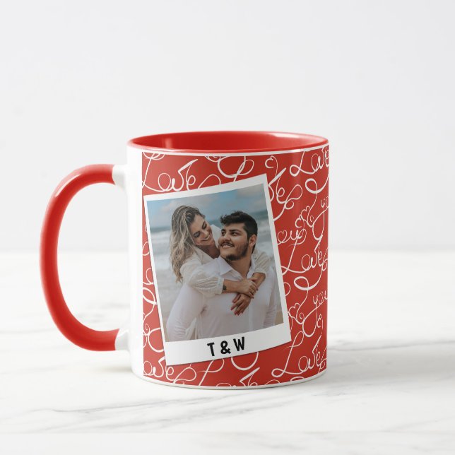 Moderne Liebesschrift Paar Foto Custom Initial  Tasse (Links)