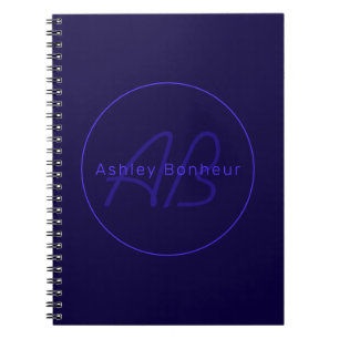 Moderne Lila Farben Cooler Name und Monogramm Notizblock