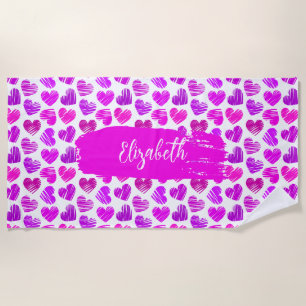 Moderne Lila rosa Doodled Hearts Valentine Name Strandtuch