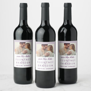 Moderne lila violette Save-the-Date-Foto Weinetikett