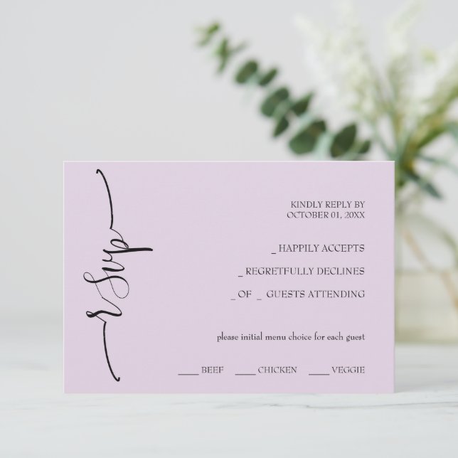 Moderne Lilac Calligraphie RSVP Karte (Stehend Vorderseite)