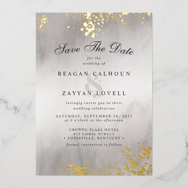 Moderne Luxe Gold Flecks Grau Mist Save the Date Folieneinladung (Vorderseite)