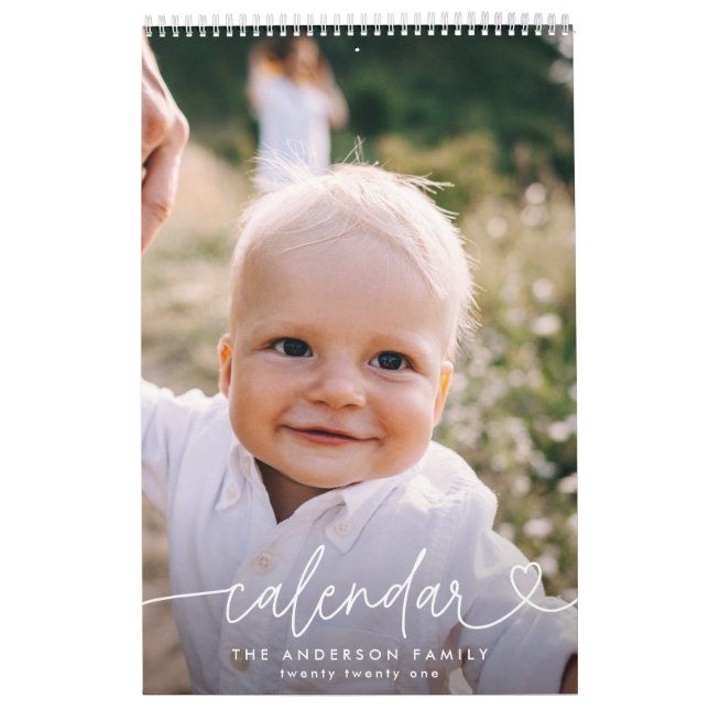 Moderne mädchenskriptische Typografie minimales Mu Kalender (Titelbild)