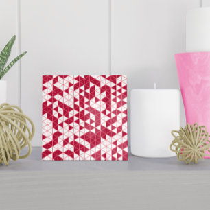 Moderne Magenta Rosa Weiße Geometrische Dreiecke Fliese