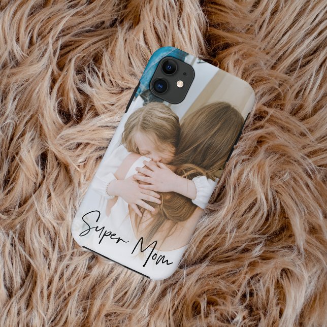 Moderne Mama Foto & Super Mama | Geschenk für Mama Case-Mate iPhone Hülle (Von Creator hochgeladen)