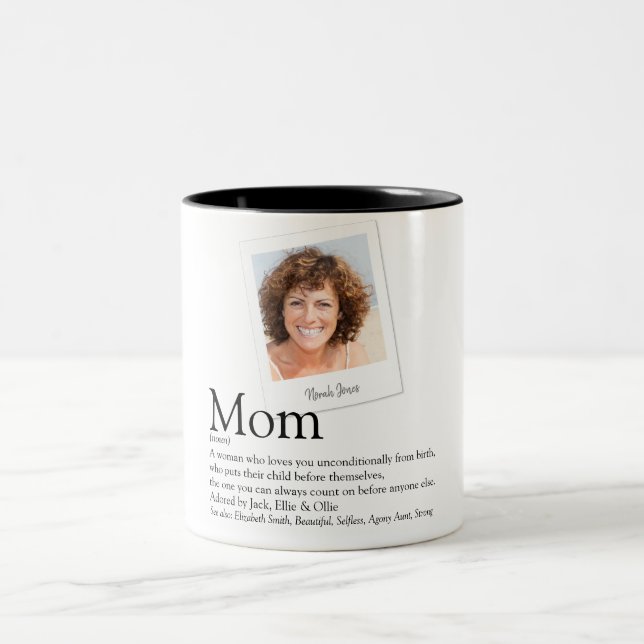 Moderne Mama - Schwarzweiß-Foto Zweifarbige Tasse (Mittel)