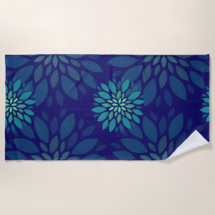 Moderne marineblaue und grüne Blumenblätter Muster Strandtuch